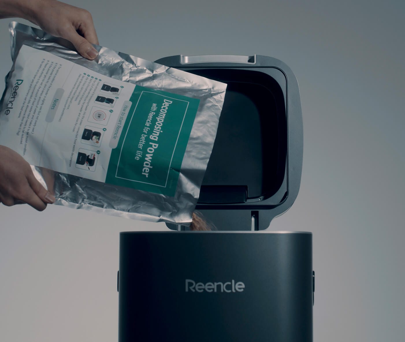 Instalación del kit starter en el compostador eléctrico Reencle Prime